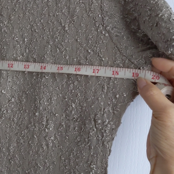 4/$15 women short sleeves top - Picture 5 of 6